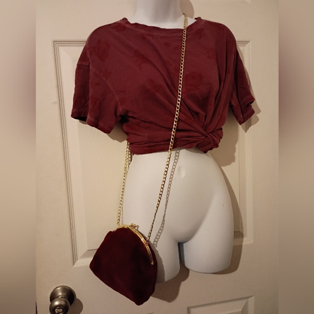 A New Day Fluffy Burgundy 💜 Purse